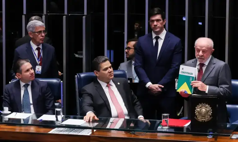 Congresso promulga aposentadoria especial para agentes de saúde; mulheres poderão se aposentar aos 57 anos e homens aos 60 - Studio TV