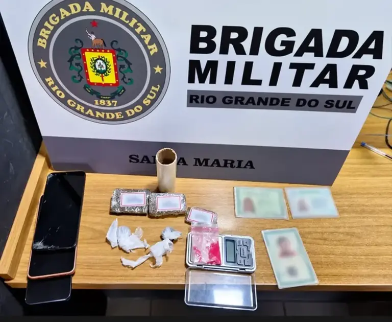 Criança cai de terraço em Santa Maria, e casal é preso após localização de drogas - Studio TV