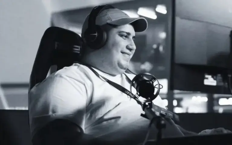 Dedeco, youtuber de futebol virtual, morre aos 33 anos - Studio TV