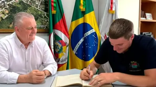 Douglas Penso assume Prefeitura de Cotiporã durante ausência do prefeito e vice-prefeito - Studio TV