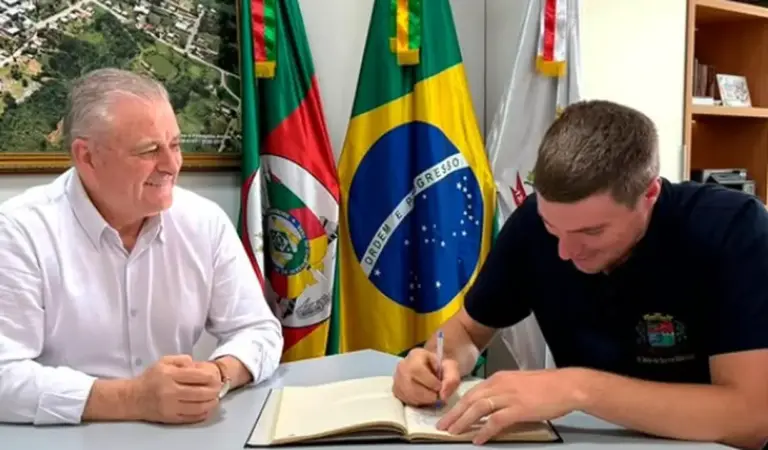 Douglas Penso assume Prefeitura de Cotiporã durante ausência do prefeito e vice-prefeito - Studio TV