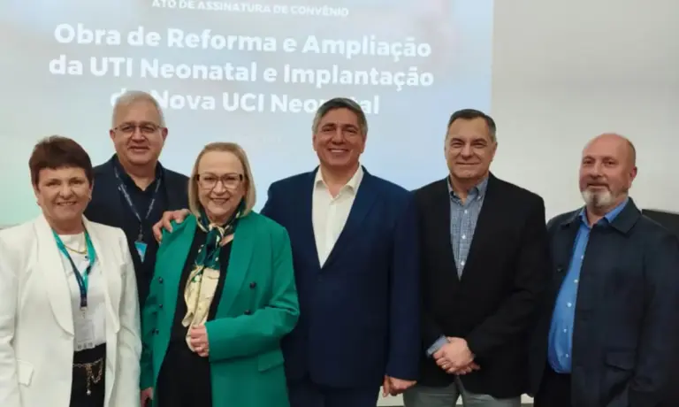 Federação RS acompanha assinatura de convênio para ampliação da UTI Neonatal do Hospital Tacchini em Bento Gonçalves - Studio TV