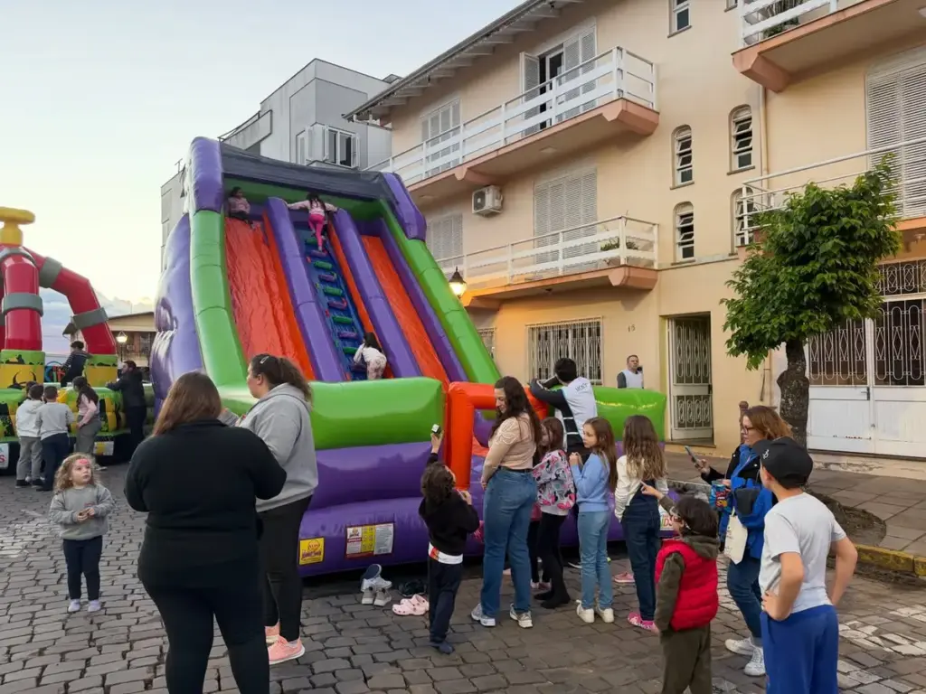 Festival Viva Fagundes reúne famílias, música e atrações para crianças em Fagundes Varela - Studio TV