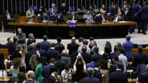 Fim da escala 6x1: Senado marca votação para quarta-feira (14); veja o que pode mudar - Studio TV