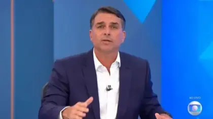 Flávio Bolsonaro anuncia que não participará de debate da Globo nesta quinta-feira - Studio TV