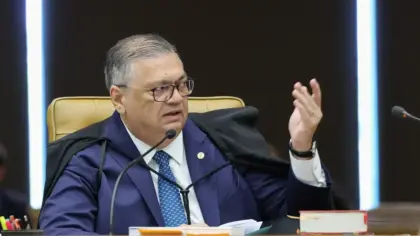 Flávio Dino divulga relatório com milhares de ameaças de morte contra ministros do STF - Studio TV