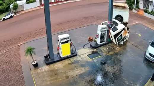Grave acidente com caminhão deixa uma pessoa morta em Chiapetta - Studio TV