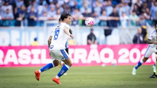 Grêmio sofre goleada do Cruzeiro na Arena e segue na zona de rebaixamento do Brasileirão - Studio TV