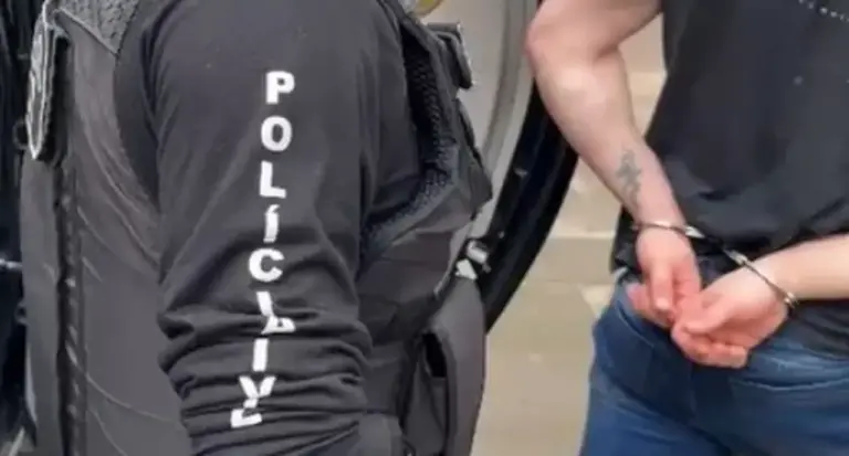 Homem é preso no Litoral Norte do RS por armazenar material de abuso sexual infantil - Studio TV