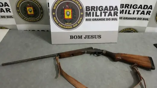 Homem é preso por porte ilegal de arma de fogo durante fiscalização em Bom Jesus - Studio TV