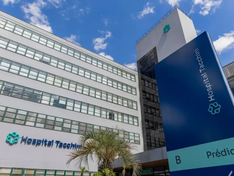 Hospital Tacchini de Bento Gonçalves atualiza regras e horários de visitas a pacientes internados - Studio TV
