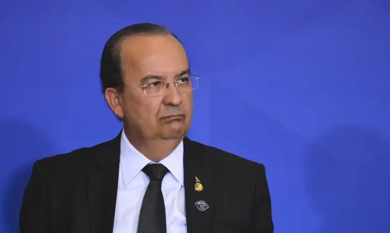 Jorginho Mello é reeleito governador de Santa Catarina no primeiro turno - Studio TV
