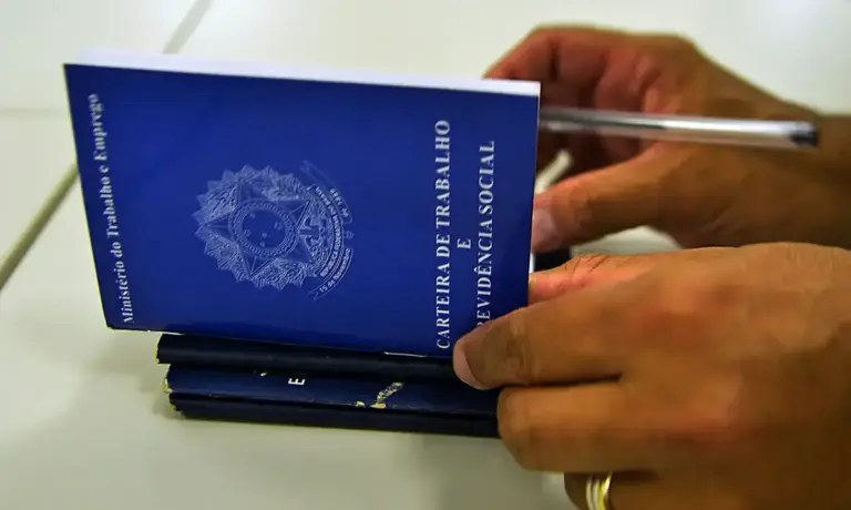 Jornada 5x2: Ministério do Trabalho prevê portaria até o fim de outubro - Studio TV