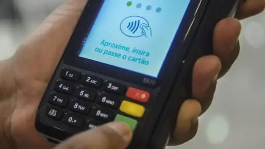 Juros do cartão de crédito têm limite de 100% e dívida não pode ultrapassar o dobro do valor original - Studio TV