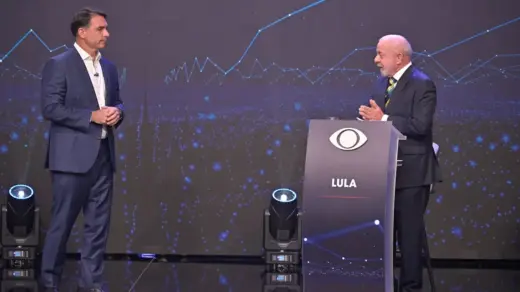 Mendonça afirma que Lula e Flávio Bolsonaro podem divulgar sigilos sem autorização judicial - Studio TV