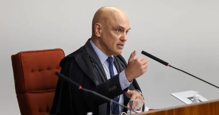 Moraes critica prisões de usuários de maconha como traficantes e cobra respeito a decisão do STF - Studio TV