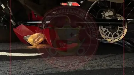 Motociclista fica ferido após colisão com caminhão em Garibaldi - Studio TV
