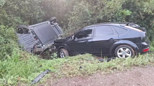 Motorista embriagado se envolve em acidente na ERS-118, em Alvorada - Studio TV