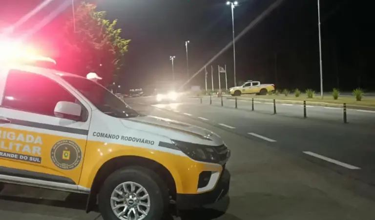 Motorista fica ferido após saída de pista na ERS-122, em Ipê - Studio TV
