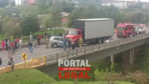 Motorista morre após colisão frontal entre carro e caminhão na Rota do Sol, em Caxias do Sul - Studio TV