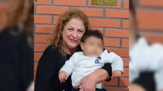 Mulher baleada na cabeça enquanto segurava neto no colo morre após dois dias internada em SC - Studio TV