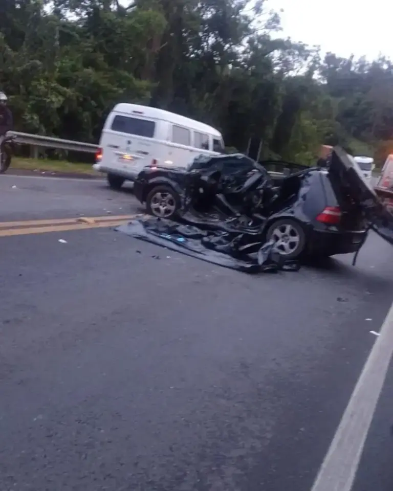 Mulher morre e duas pessoas ficam gravemente feridas em acidente na BR-470, em Bento Gonçalves - Studio TV