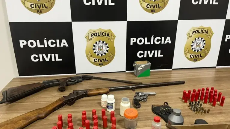 Operação contra maus-tratos resgata dez cães e prende duas pessoas em Santa Cruz do Sul - Studio TV