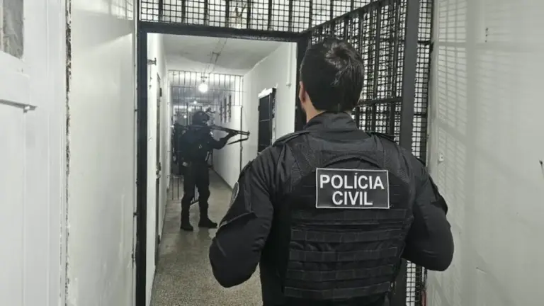 Operação mira esquema de extorsão com imagens íntimas e falso delegado no RS - Studio TV