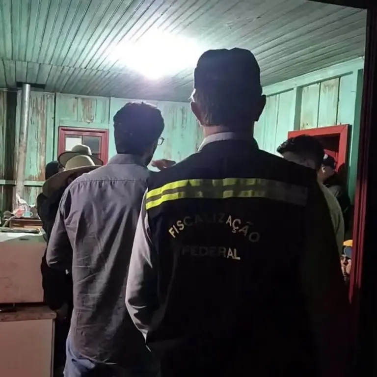 Operação resgata 42 estrangeiros em condições análogas à escravidão no Norte do RS - Studio TV