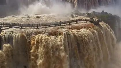 Passarela das Cataratas do Iguaçu é interditada após vazão do rio atingir quase seis vezes a média histórica - Studio TV