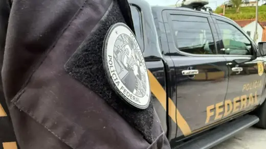 PF faz buscas no Rio contra suspeita de ocultação de imóveis, carros e aeronaves - Studio TV