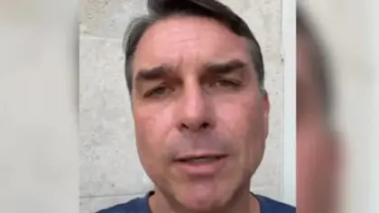 PF verifica relato de viagem de Flávio Bolsonaro pela Argentina; saída não está confirmada - Studio TV