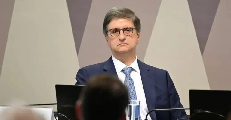 PGR se posiciona contra liberação de registros de visitas de Vorcaro e esposa de Moraes ao Senado - Studio TV