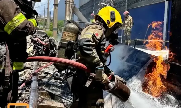 Piloto morre após avião cair sobre trilhos do metrô em Belo Horizonte - Studio TV