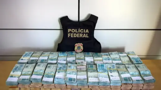 Polícia Federal apreende R$ 815 mil em dinheiro com suspeita de ligação ao tráfico de drogas em Porto Alegre - Studio TV