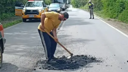 Prefeitura de Nova Bassano realiza operação tapa-buracos na ERS-324 - Studio TV