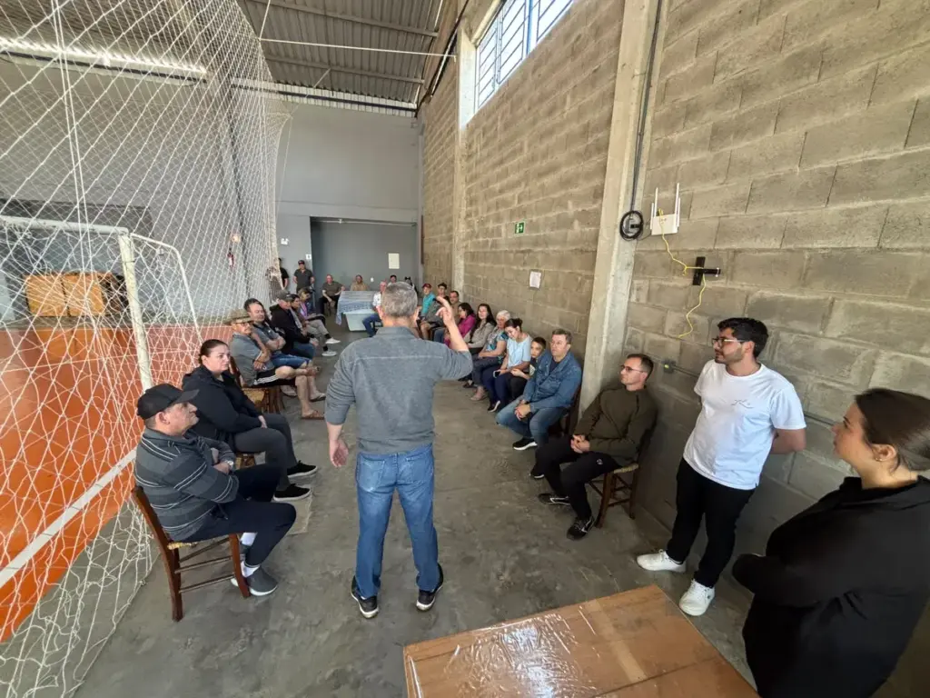Prefeitura de Veranópolis apresenta obras de asfaltamento, drenagem e projetos para o bairro Sagrado Coração de Jesus - Studio TV