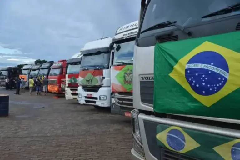 Presidente da Abrava nega greve de caminhoneiros para 5 de novembro - Studio TV