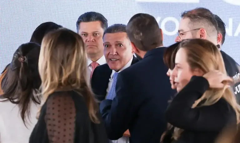 Presidente do TSE afirma que decisão de Zanin para ampliar votação provocou dificuldades no processo eleitoral - Studio TV