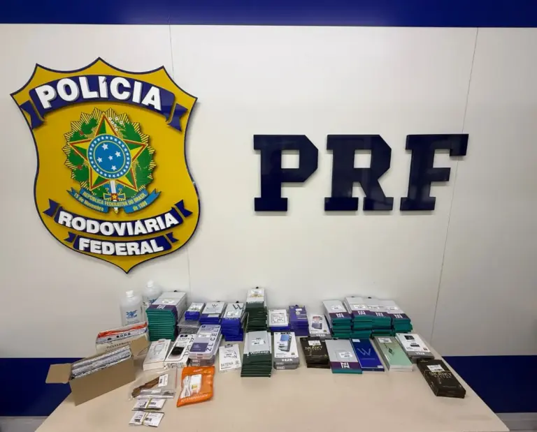 PRF apreende carga de eletrônicos avaliada em R$ 40 mil na BR-470, em Bento Gonçalves - Studio TV