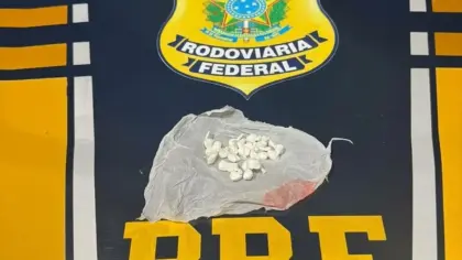 PRF prende dois homens por tráfico de drogas e desobediência em Bento Gonçalves - Studio TV