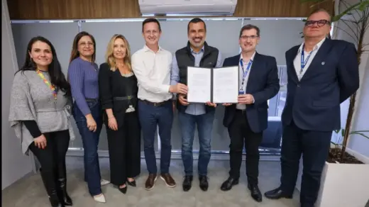 Formalização da parceria entre Sehab e Emater para regularização fundiária rural