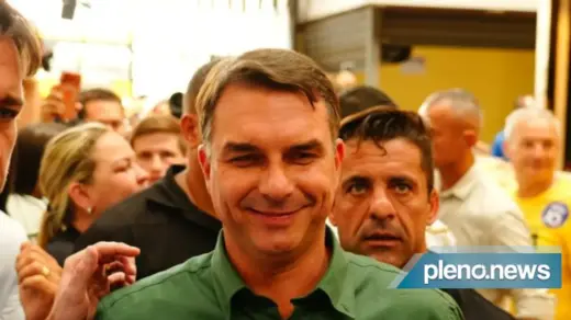 Simón Levy afirma que Flávio Bolsonaro chegou aos Estados Unidos - Studio TV