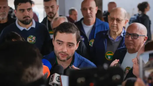 Gabriel Souza vota em Tramandaí no primeiro turno das Eleições 2026 - Studio TV