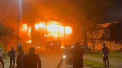 Incêndio atinge prédio da Universidade Federal de Pernambuco e causa grandes danos - Studio TV