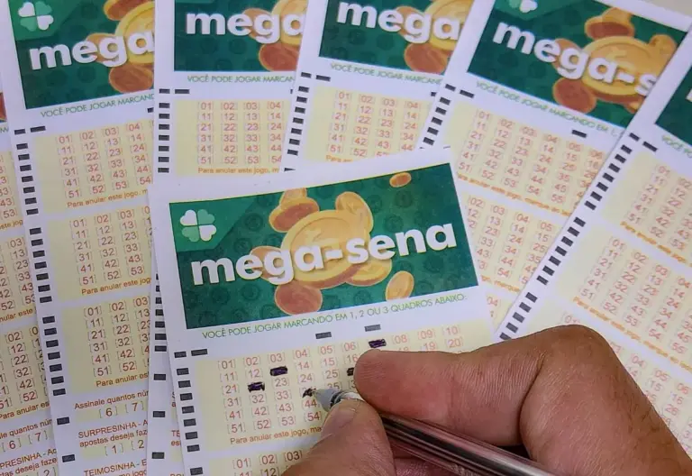 Mega-Sena acumula e prêmio chega a R$ 170 milhões; sorteio acontece neste domingo (18) - Studio TV