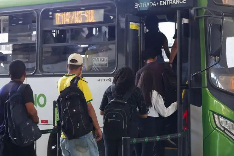 Transporte público deve ser gratuito no segundo turno das eleições - Studio TV