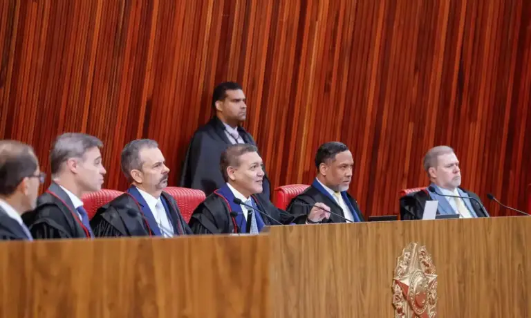 TSE estabelece novas regras para canais de WhatsApp que apoiam candidatos nas eleições de 2026 - Studio TV