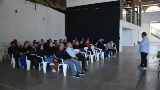 Veranópolis recebe profissionais de 20 municípios para capacitação no combate ao mosquito da dengue - Studio TV