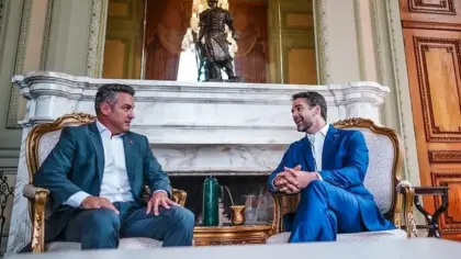 Zucco e Eduardo Leite iniciam transição de governo após reunião no Palácio Piratini - Studio TV